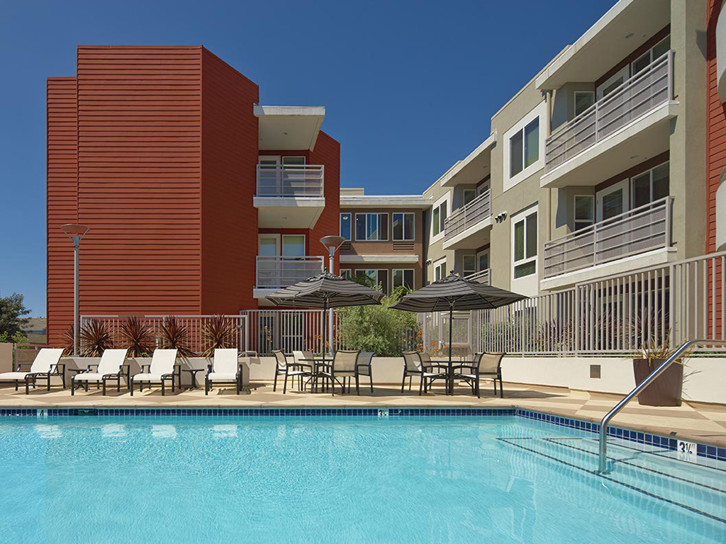 NOHO Senior Arts Colony: Pool Area